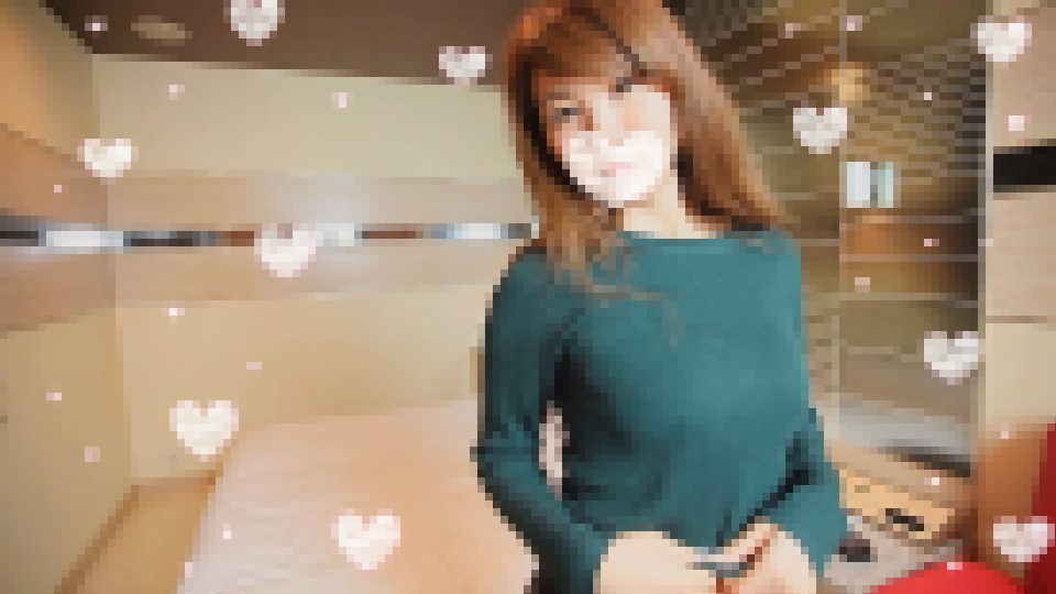 美乳Fカップの笑顔が可愛い女子大生 – フワリとした雰囲気で可愛い笑顔の女子大生!!?優しい顔立ちと相反するマン毛の濃さと…?女子大生マンコと吸い付きたいFカップを揺らしてダぁーンスッ!!!