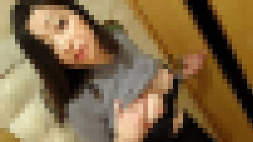 細身で巨乳！白い柔肌で誘惑する五十路の美魔女　保坂友利子