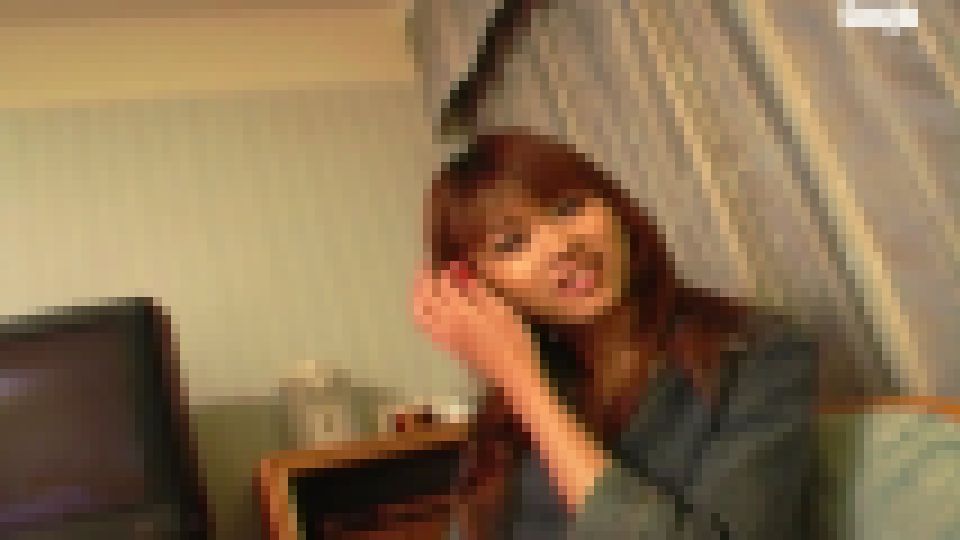 性豪＆BOUGA　小麦色の肌がワイルドな深田恭子似女子大生とBARで意気投合、最高の美脚を駆使する初脚コキで興奮するエロス覚醒と超濃厚接触な1日。　きょうこ