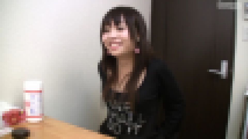 GIRLS&BOUGA 意外と嫌いじゃないQちゃん似でロリ体系の女の子登場！だから面接エッチはやめられない。初対面で生中出しエッチで忘我を不思議に思わない少女急増中！　きゅうちゃん