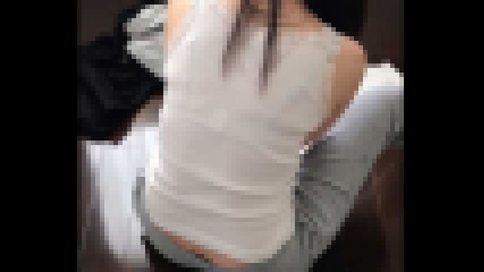 【＄38→＄10】【本妻】引越し中の妻に無許可で生肉棒を刺して中出し　本妻