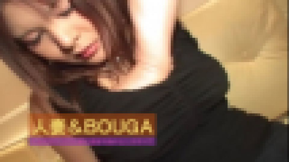 人妻＆BOUGA　まさに雌豹！完全肉食若妻降臨、恥骨の音を立ててこちを打ち付ける騎上位に耐えられる男はいるのか！忘我をMAXまで極める不倫現場が今熱アツだ！！　しほこ