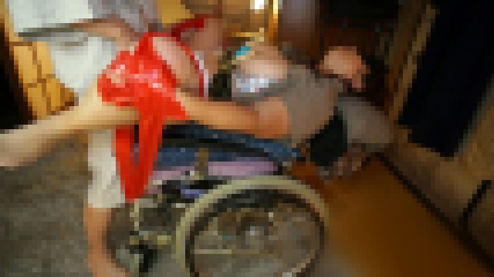 素人わけあり熟女生中出し 100 ゆう54歳 108cmHカップ!五十路女教師!不倫の代償は爆乳晒して生ハネ2連発!　ゆう