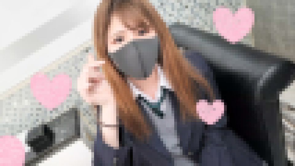 若い非・貫通マ◎コに肉棒挿入。ちょっと辛そうな声を上げる姿に興奮して更に激しく腰を振って中出ししてしまいました。　元陸上部