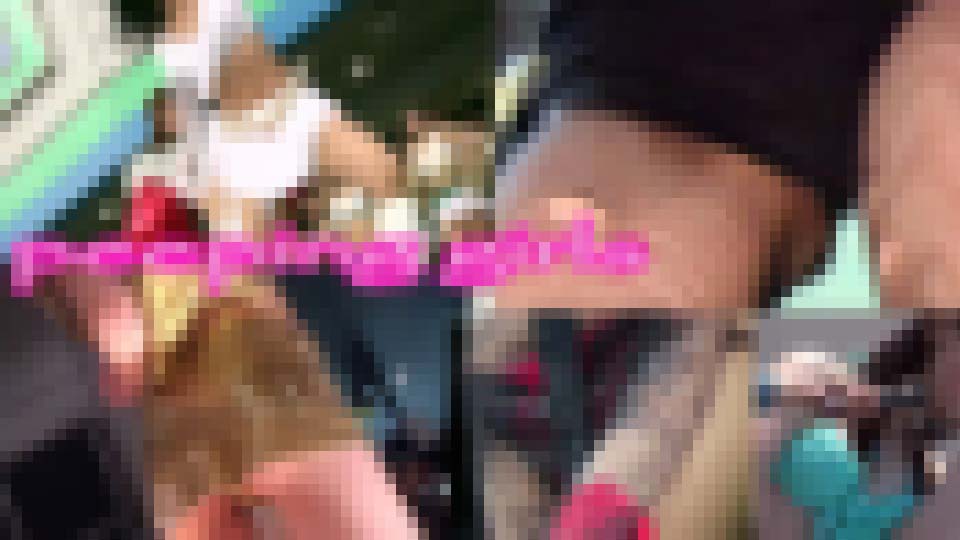 one coin peeping girls　peeping girls