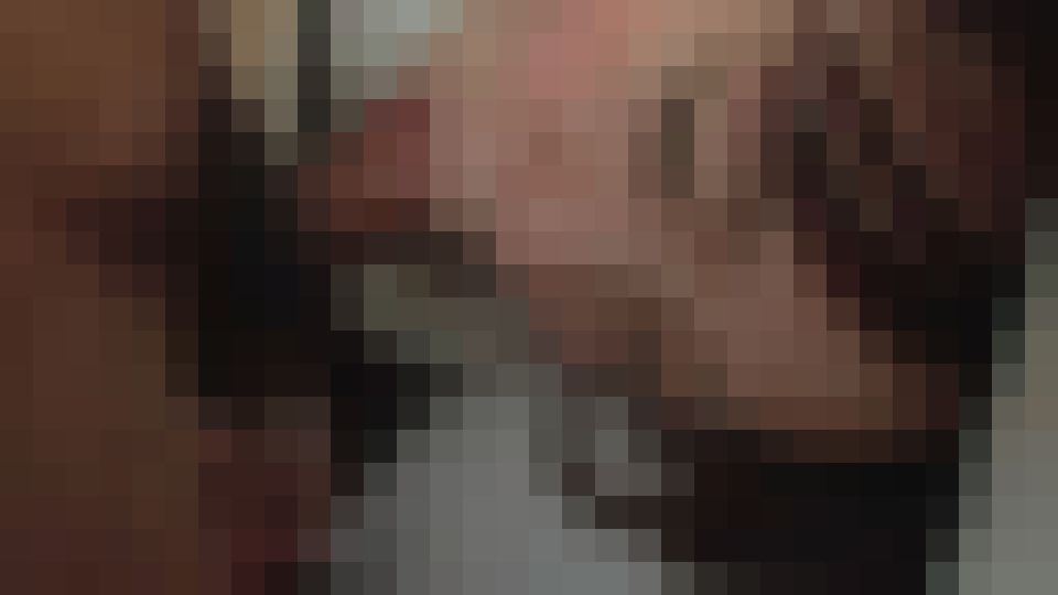 キュートなストリートナンパ嬢の小坂は、ハードなペニスに乗り、ビッグなザーメンを堪能する。　小坂