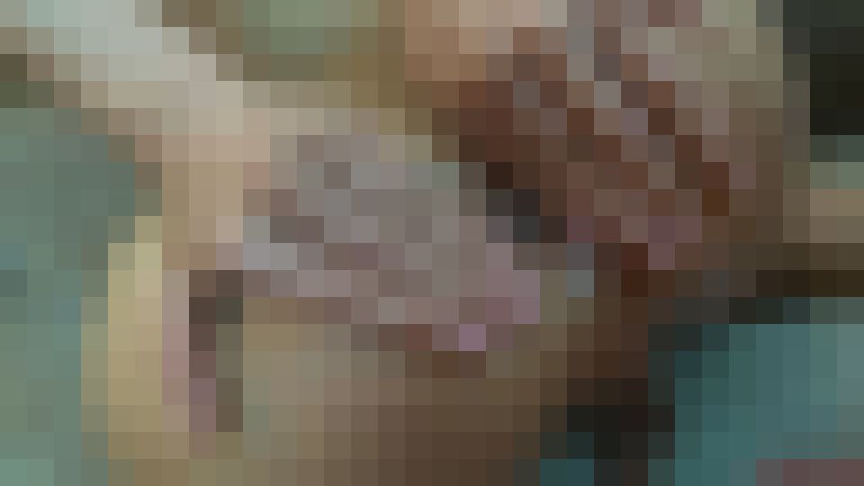 レディービー・ポップは、ビーチで日焼けしたタイの美巨乳レディボーイ。　ポップ