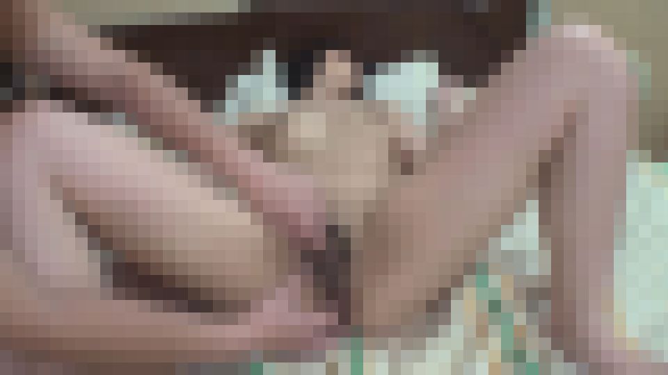 素人のまひるがアナルビーズを発見し、頭を出し、マンコに精液を注ぎ込まれる。　まひる