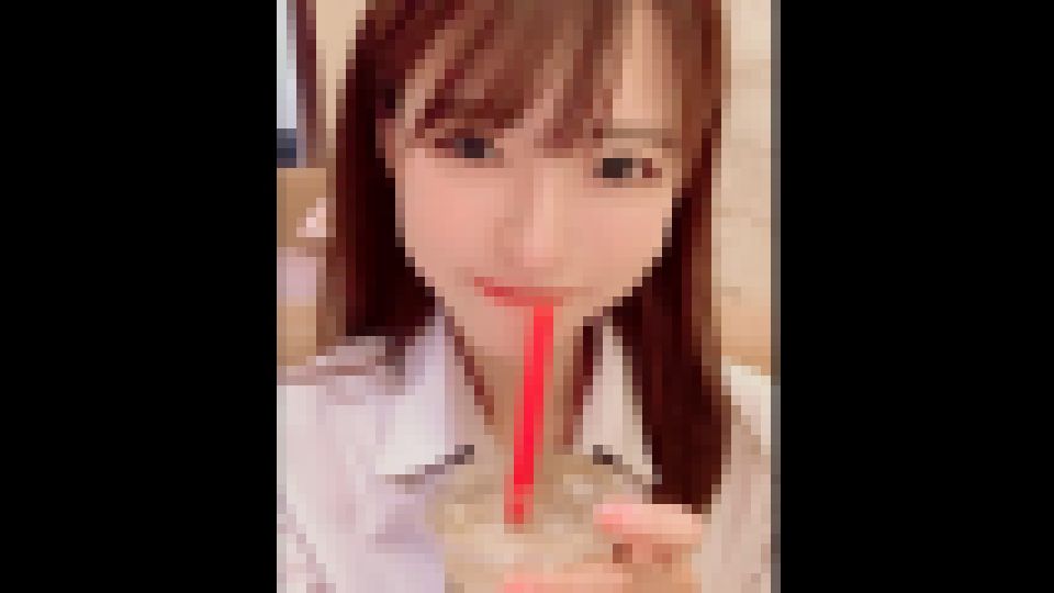 【全国1位】フォロワー爆増中 日本一かわいい18歳”本物”降臨。ピル無し中出し性行為撮影。※本日まで　なつ