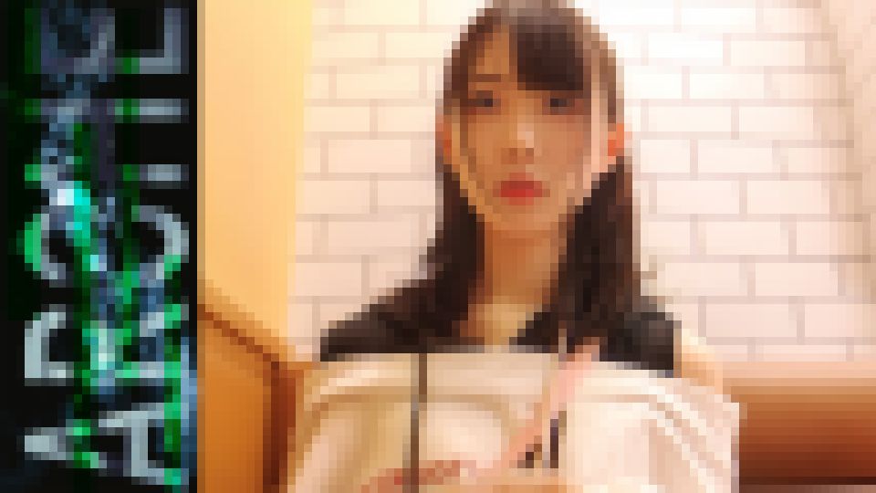 薄幸な美◎女降臨１９歳デカ尻スレンダー。元アイドル引きこもりの色白肌を堪能して中出し。　ななみ