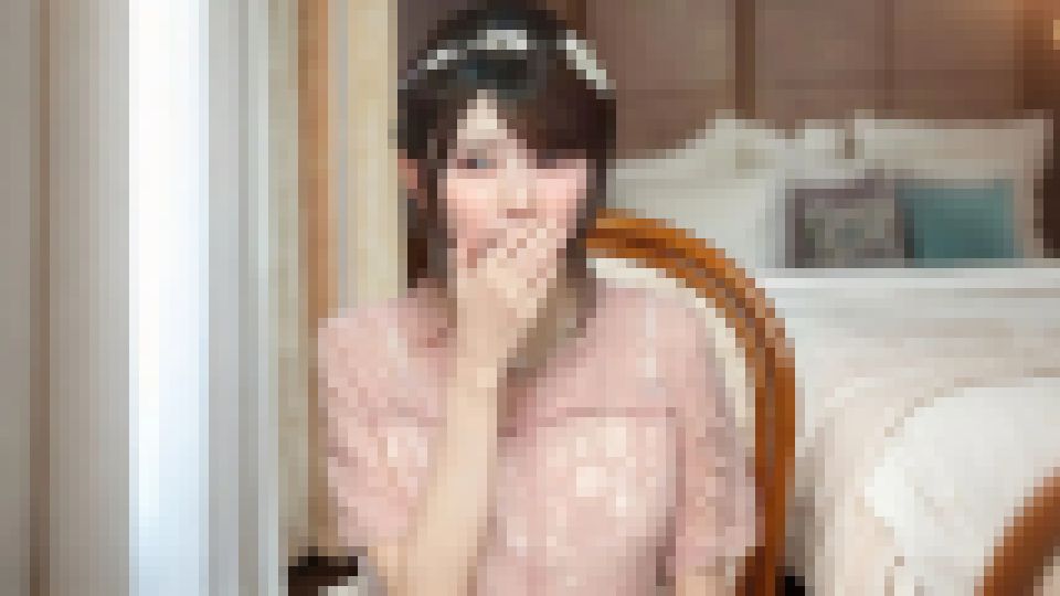 【大量潮吹き】1000mlの大洪水!圧倒的No1でミスコングランプリ受賞した19歳。限界突破の大噴水潮吹き。式典終わりの衝撃の中出し映像。　素人