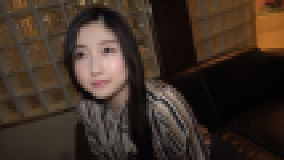 現職教師の禁断プライベート。止まらない潮吹き＆本気中出し。完全オフの日に撮影した衝撃の裏側映像　素人