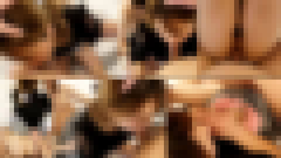 【素人・人妻】返済を頑張っていた人妻ですが、ここのところ遅れがちになってきたので、３ｐで激しめにオカしてもらいました　素人