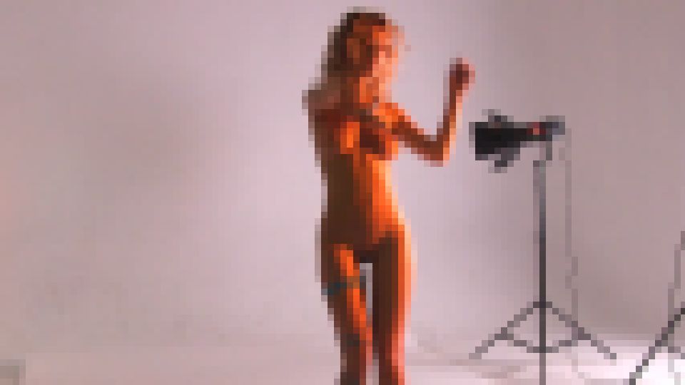 Sensual Blonde Teen Model Is Gorgeous in Every Way　デリラ・G