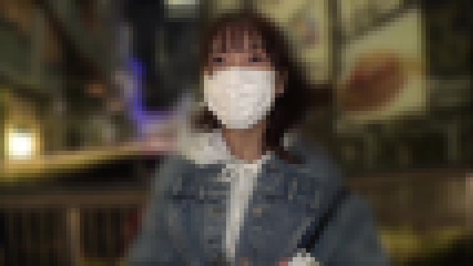 りの 20歳 ファミレス店員　りの