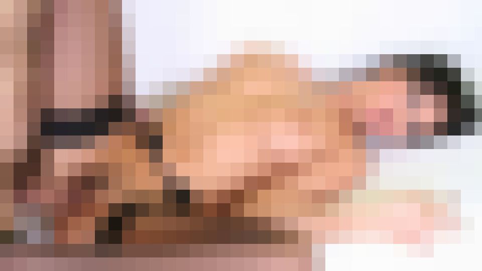 Nasty Brunette Chloe P Tastes Walker S Cum & Cock!　クロエ・P ウォーカー・S