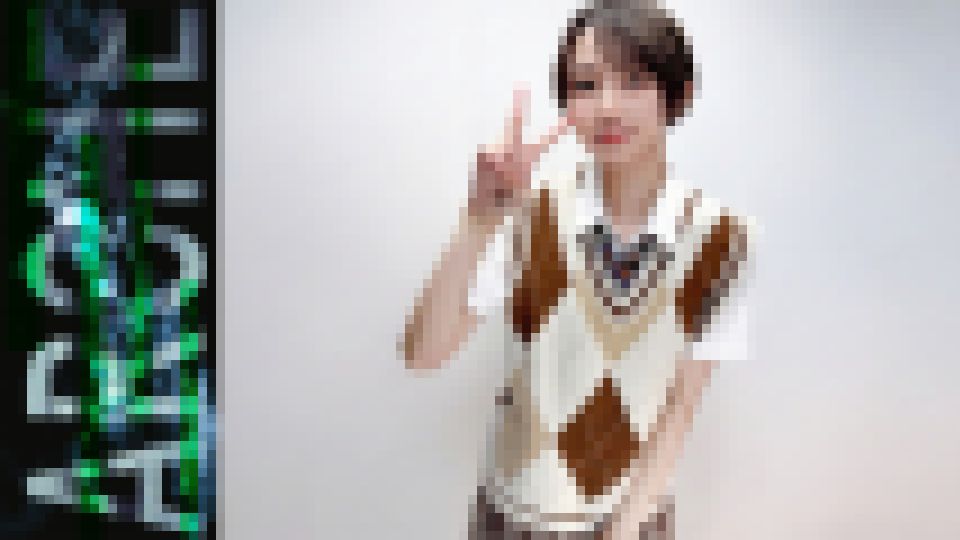 【喉奥イラマ 剛毛中出し】アイドル活動中18歳美形ショート。細身スレンダー奇跡の肉体美。プレミア確定のハメ撮り映像。