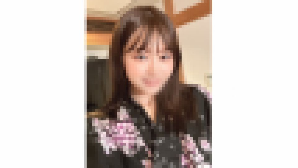 [即ハメ中出し素人］無修正≪潮吹き?清楚系色白美人≫生ハメ経験無し?初中出し。清楚系なのに潮吹きM体質の従順ドスケベちゃん系!ヒクヒク痙攣しちゃった純潔マンコにＮＴＲ中出し?　