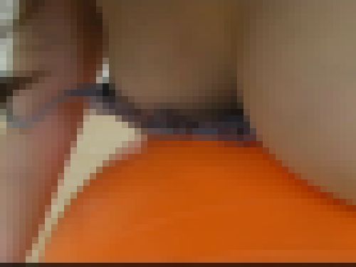 バランスボールではち切れんばかりに反られた胸チラ撮影BESTII　